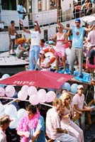 amsgay2003p126F1010015